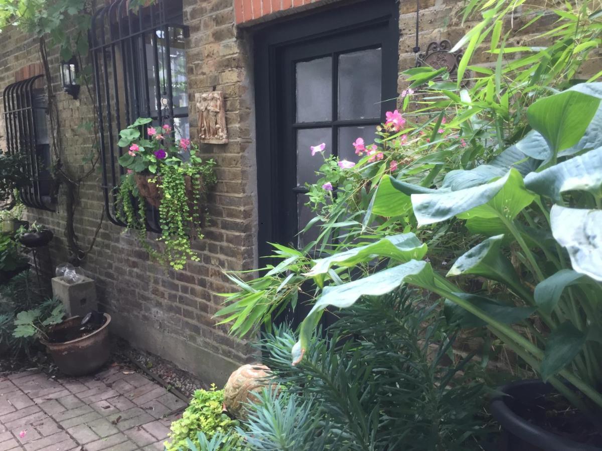 The Coach House Apartment บรอมลีย์ ภายนอก รูปภาพ